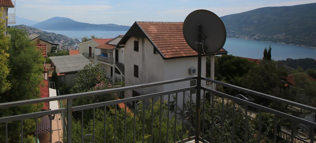 Villa House By The Sea Herceg Novi Esterno foto